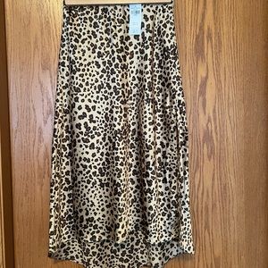 Abercrombie & Fitch Satin High-Slit midi Skirt